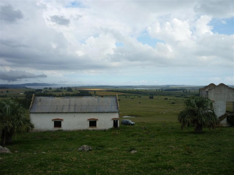 Chacra en venta cercana a Ruta 12